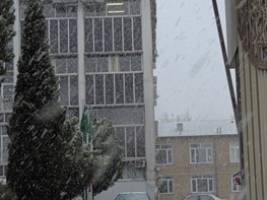 بارش برف در آخرین روزهای زمستان، ارومیه را سفید پوش کرد