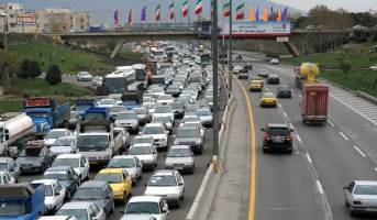 جاده های زنجان با ترافیک سنگین مواجه است