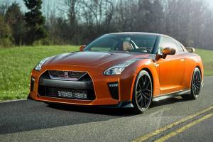 نیسان GT-R 2017 معرفی شد