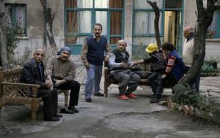 برای یک قرعه‌کشی سر هم کلاه نگذاریم