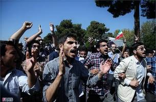  مخالفان روحانی می خواهند در برنامه های دولت،تاخیر ایجاد کنند
