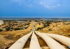 پنج فروند نفتکش به طور همزمان در پایانه نفتی خارگ بارگیری شد