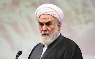 ایستادگی مقابل عوامل ضدانقلاب مهمترین وظیفه حوزه های علمیه است