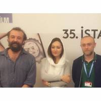 تیپ جالب نیکی کریمی در استانبول! + عکس