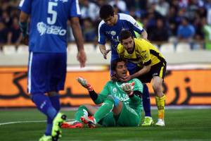 رحمتی با کلین‌شیت به دربی رسید