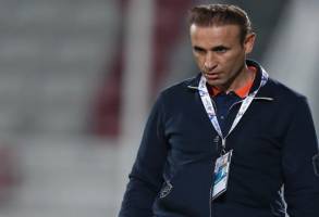 به خاطر حضور در فینال جام حذفی راحت گل می‌خوریم