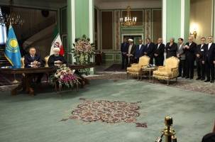 تفاهم‌نامه بانکی میان ایران و قزاقستان امضا شد 