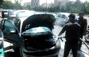 آتش‌سوزی در تعمیرگاه خودروهای لوکس