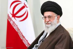 رهبر معظم انقلاب ۲۰۰ میلیون ریال به بنیاد مسکن انقلاب اهدا کردند