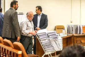 اتمام یادداشت‌برداری از رای «بابک زنجانی» با استفاده از 3 تایپیست