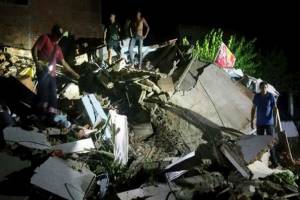 شمار کشته های زلزله اکوادور به ۲۳۳ نفر رسید