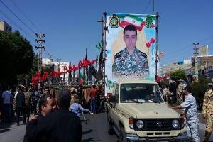 پیکر شهید مدافع حرم تیپ نوهد با حضور فرمانده نزاجا تشییع شد