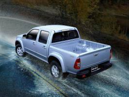 تولید 5 وانت متوقف شد