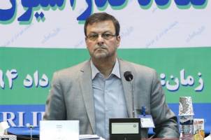 اسدی: با عزیزی خادم درگیری نداشتم