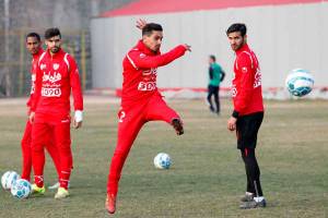 هواداران پرسپولیس به کی‌روش پیغام دادند