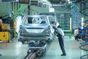 قیمت خودروهای رقابتی آزاد می شود