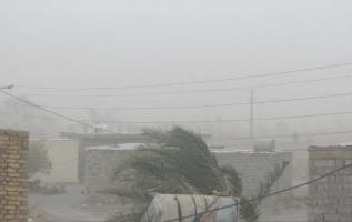 گرد و غبار شهرستان مهران را فرا گرفت