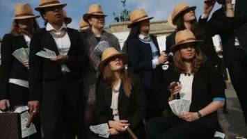 رهبران جهان رغبتی برای شركت در نشست مبارزه با فساد در لندن ندارند