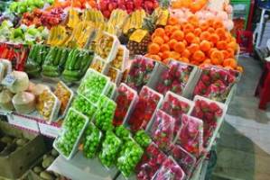 روند نزولی قیمت میوه‌های بهاری در بازار