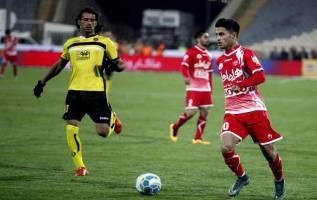 علیپور با پرسپولیس سه ساله تمدید کرد 