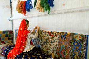 بزرگترین فرش ایران در زنجان بافته می شود