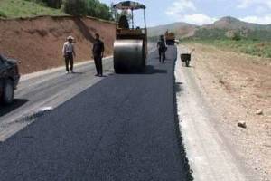 ۶ هزار کیلومتر راه روستایی خراسان جنوبی نیازمند آسفالت است