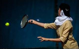 قهرمان جایزه بزرگ بانوان بهترین تنیسور ایران باقی ماند
