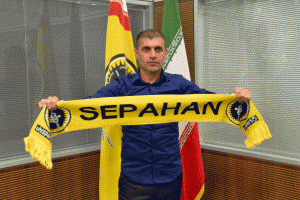 ویسی رسما سپاهانی شد 