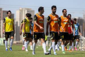 از چند تیم پیشنهاد دارم