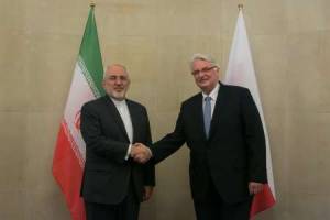 همکاری های اقتصادی و روابط بانکی محور سفر ظریف به لهستان