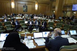 خطر سیاسی شدن شهرداری