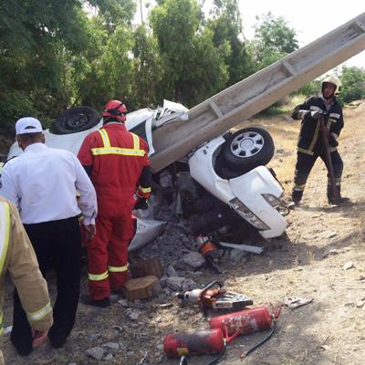 سرعت و انحراف به راست خودروی رانا حادثه آفرین شد