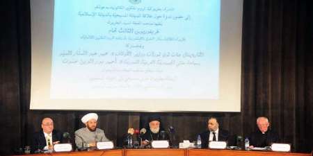 مسلمانان و مسیحیان برای مقابله با جریان های تکفیری متحد شوند