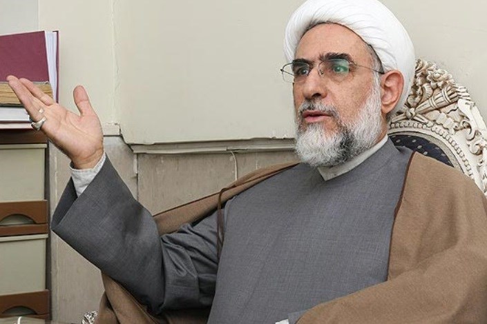 برخی حضور زنان در مناصب را دون شان آنها می‌دانند