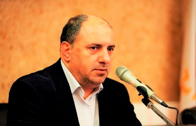 بانک‌ها هزينه مسائلي را مي‌پردازند که به وظيفه ذاتي آن‌ها مربوط نيست