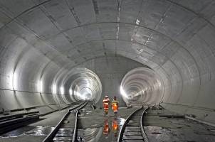 طولانی ترین تونل جهان در سوییس 