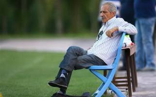 امیدوارم منصوریان مثل دوران بازیگری در استقلال موفق باشد 