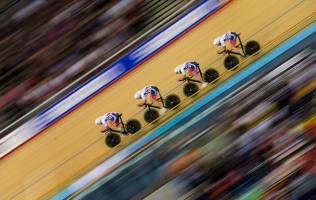 رکابزنان سرعتی پیست رو در مسابقه یک روزه ارزیابی می شوند