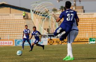 ورزشگاه تختی تا برطرف شدن مشکلات نمی تواند میزبان بازی‌های لیگ برتر باشد 