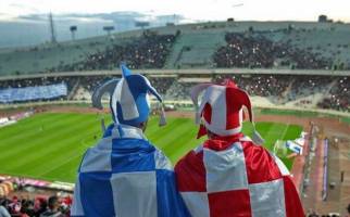 پرسپولیس تذکر وزیر ورزش در نقل و انتقالات را رعایت می‌کند؟ 