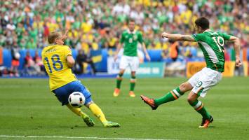 تقسیم امتیازات در بازی سوئد و ایرلند