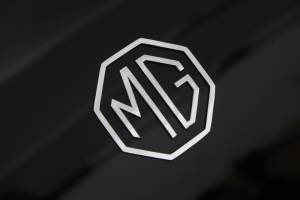 بررسی MG GS