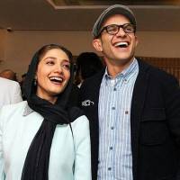 بابک حمیدیان و همسرش در اکران یک فیلم