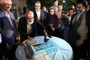  خبرنگاران سلامت وابستگی‌های جناحی را کنار بگذارند