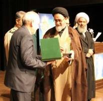 معرفی ارتش جمهوری اسلامی ایران به عنوان برترین نهاد قرآنی کشور