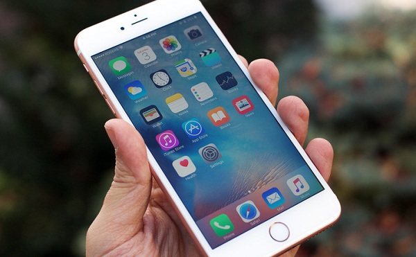 شکایت ۱۰ میلیارد دلاری فردی که ادعا می کند ۱۵ سال زودتر از اپل آیفون را اختراع کرده است