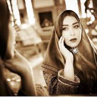 سارا منجزی با آرایش و تیپ زنان قاجاری! + عکس