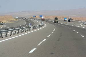 بیش از ۵ هزار کیلومتر از راه‌های استان اصفهان خط کشی شد