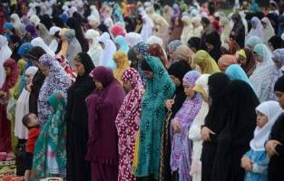 نخست وزیر انگلیس عید سعید فطر را به مسلمانان تبریک گفت