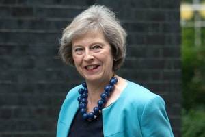 نزدیک شدن وزیر کشور بریتانیا به تصاحب کرسی نخست وزیری